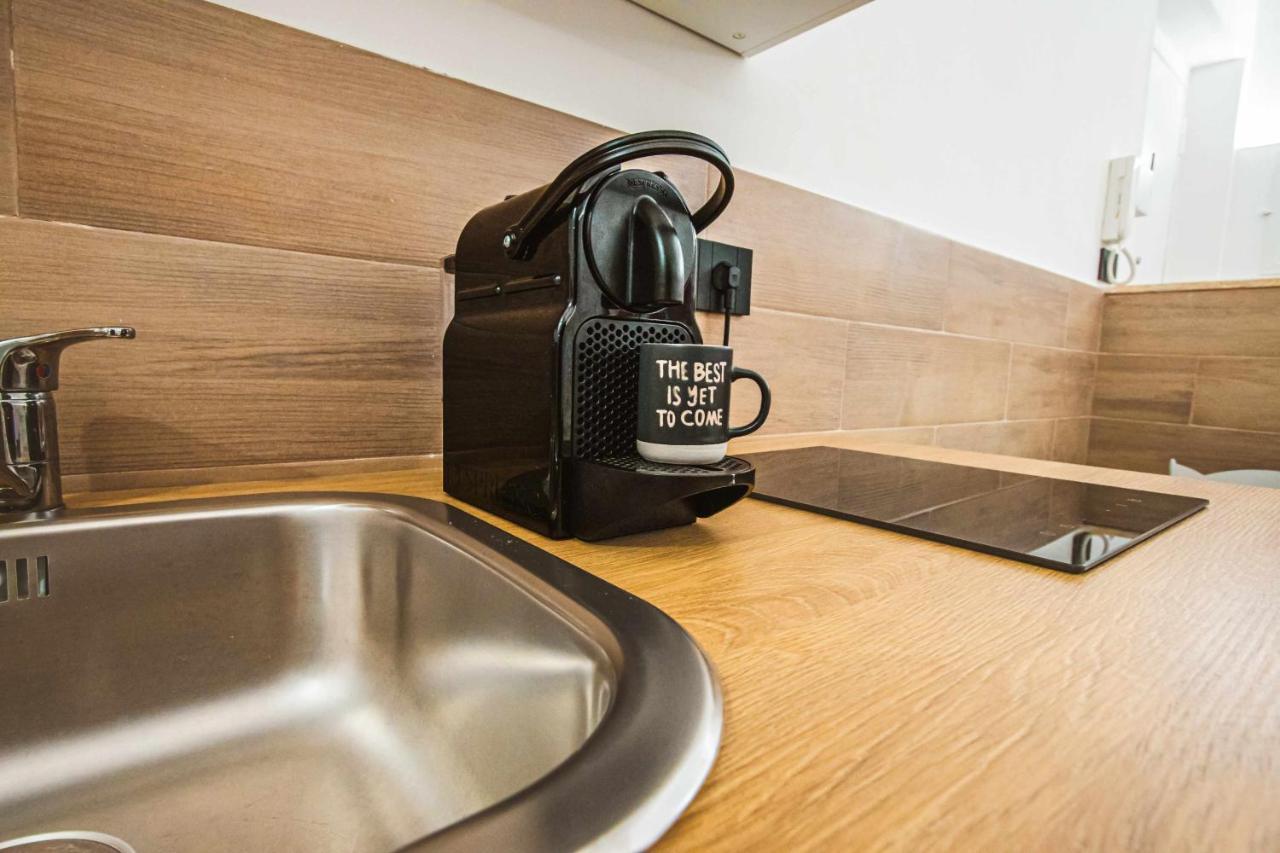 Malia Sea House Apartment Bari Bagian luar foto