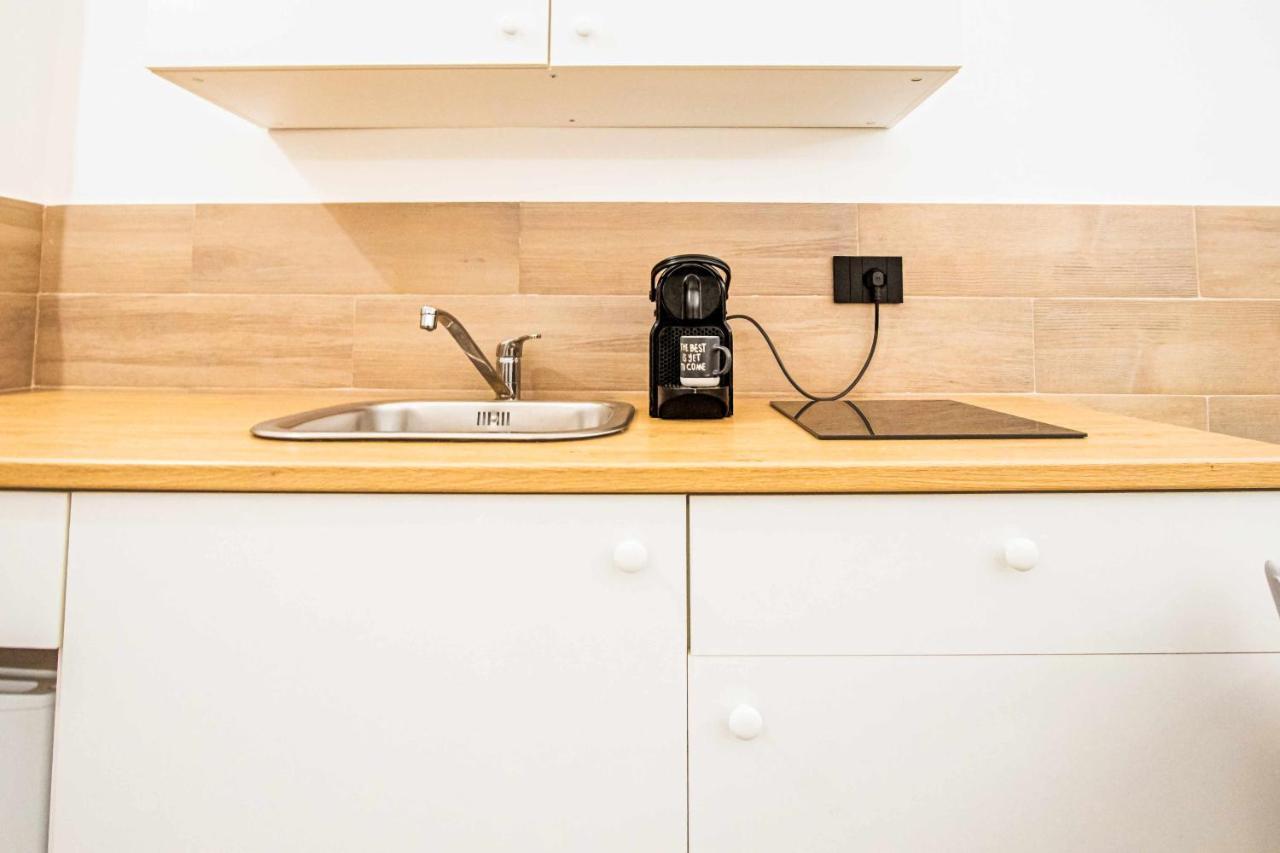 Malia Sea House Apartment Bari Bagian luar foto